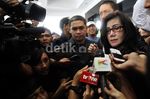 Ibunda Raffi Senang Bertemu Anaknya