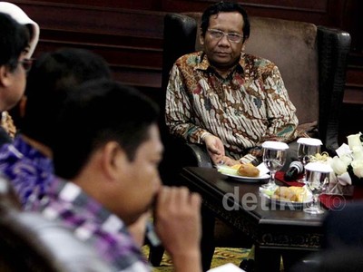 Mahfud MD Bertemu dengan Tokoh Lintas Agama