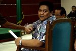 Zulkarnaen & Anaknya Jalani Sidang Perdana