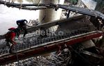 Pondasi Kabel PLN di Jembatan Kalibata Dibongkar