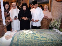 Desainer senior Ramli meninggal dunia, Rabu (23/1/2013) pukul 6.50 WIB. (Setpres)