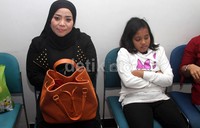 Muzdhalifah tersenyum anaknya telah kembali. Gus Mun/detikHOT.