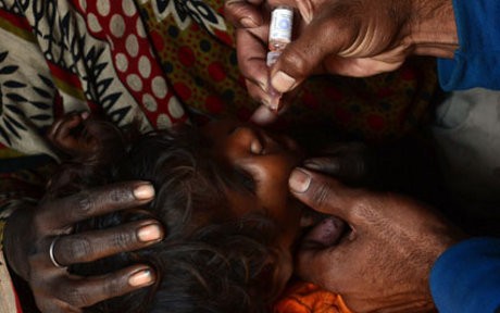 Tim Vaksinasi Polio di Pakistan Diberondong Tembakan, 1 Polisi Tewas