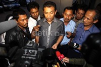     Selain menjenguk, Taslim hendak meminta keterangan langsung kepada Wanda terkait kasus narkoba.