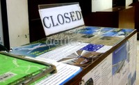 Operasional penerbangan untuk sementara ditutup.