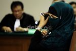 Ditanya Kasus Korupsi PLTS, Neneng Bingung