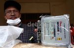 PLN Ganti Ratusan KWh Meter Korban Banjir
