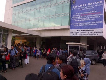 Ini Penyebab Antrean Panjang di Kantor Imigrasi Jaksel