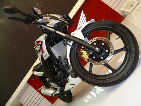 Honda CB150R StreetFire Kenceng di Jakarta