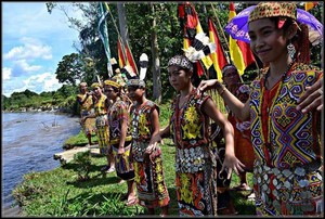 Ini Cara Dayak Taman Kapuas Hulu Bersyukur Pada Tuhan