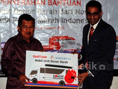 PMI Mendapat Bantuan Mobil Donor Darah
