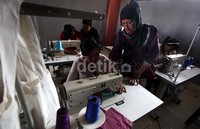 Kursus yang diberikan adalah kursus menjahit.