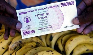 Kasihan, Simpanan Pemerintah Zimbabwe di Bank Tinggal Rp 2 Juta