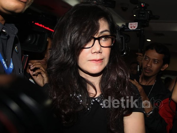 Amy Kembali Jenguk Raffi Ahmad