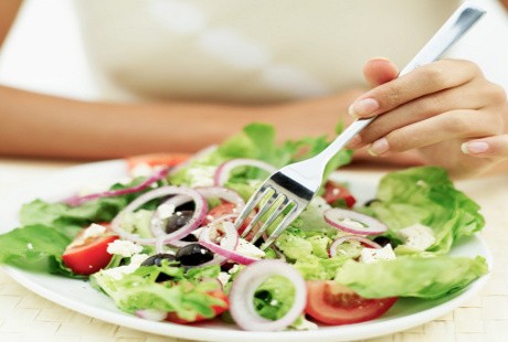 Jangan Makan Tengah Malam, Keberhasilan Diet Juga Ditentukan Waktu Makan