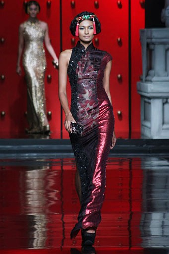 Jakarta, Indonesia - 25 Januari 2013. Sebastian Gunawan La Route De La Soie at Ballroom Hotel Mulia. Senayan, 25 Januari 2013 Jakarta. [Foto: Mohammad Abduh/Wolipop]