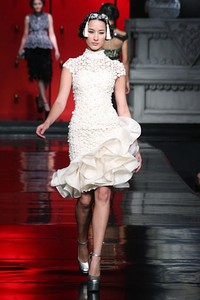 Jakarta, Indonesia - 25 Januari 2013. Sebastian Gunawan La Route De La Soie at Ballroom Hotel Mulia. Senayan, 25 Januari 2013 Jakarta. [Foto: Mohammad Abduh/Wolipop]