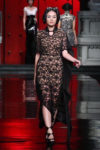 Jakarta, Indonesia - 25 Januari 2013. Sebastian Gunawan La Route De La Soie at Ballroom Hotel Mulia. Senayan, 25 Januari 2013 Jakarta. [Foto: Mohammad Abduh/Wolipop]