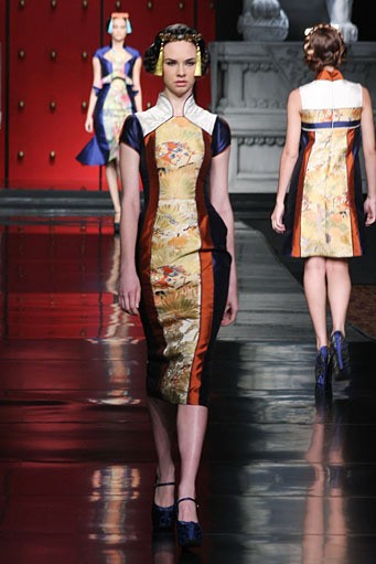 Jakarta, Indonesia - 25 Januari 2013. Sebastian Gunawan La Route De La Soie at Ballroom Hotel Mulia. Senayan, 25 Januari 2013 Jakarta. [Foto: Mohammad Abduh/Wolipop]