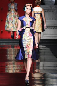 Jakarta, Indonesia - 25 Januari 2013. Sebastian Gunawan La Route De La Soie at Ballroom Hotel Mulia. Senayan, 25 Januari 2013 Jakarta. [Foto: Mohammad Abduh/Wolipop]