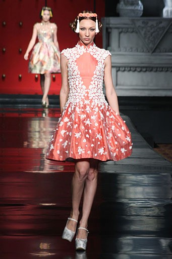 Jakarta, Indonesia - 25 Januari 2013. Sebastian Gunawan La Route De La Soie at Ballroom Hotel Mulia. Senayan, 25 Januari 2013 Jakarta. [Foto: Mohammad Abduh/Wolipop]