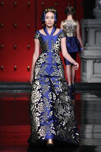 Jakarta, Indonesia - 25 Januari 2013. Sebastian Gunawan La Route De La Soie at Ballroom Hotel Mulia. Senayan, 25 Januari 2013 Jakarta. [Foto: Mohammad Abduh/Wolipop]