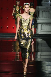 Jakarta, Indonesia - 25 Januari 2013. Sebastian Gunawan La Route De La Soie at Ballroom Hotel Mulia. Senayan, 25 Januari 2013 Jakarta. [Foto: Mohammad Abduh/Wolipop]