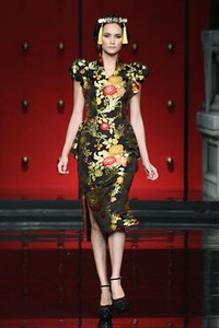 Jakarta, Indonesia - 25 Januari 2013. Sebastian Gunawan La Route De La Soie at Ballroom Hotel Mulia. Senayan, 25 Januari 2013 Jakarta. [Foto: Mohammad Abduh/Wolipop]