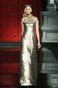 Jakarta, Indonesia - 25 Januari 2013. Sebastian Gunawan La Route De La Soie at Ballroom Hotel Mulia. Senayan, 25 Januari 2013 Jakarta. [Foto: Mohammad Abduh/Wolipop]