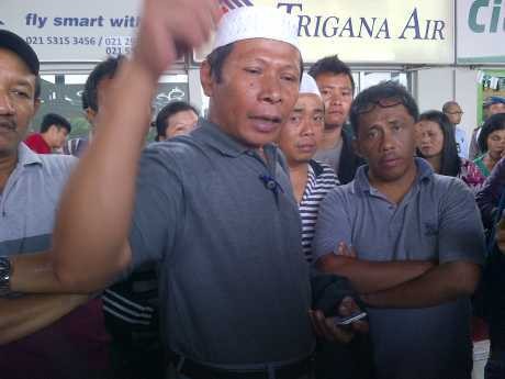 Penumpang di Bandara Kesal Tak Ada Sosialisasi Batavia Pailit