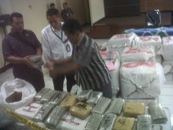 Napi Nusakambangan Otaki Peredaran 1 Ton Ganja Senilai Rp 2,9 M