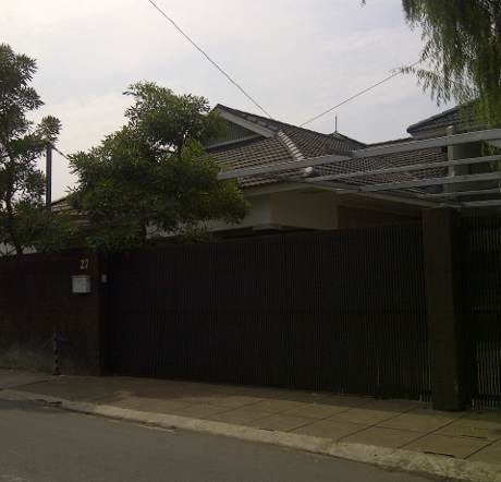  Ini Rumah Luthfi Hasan di Pasar Minggu