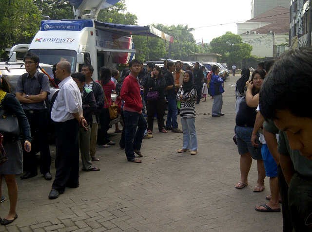 Manajemen Batavia Air: Calon Penumpang Mohon Sabar
