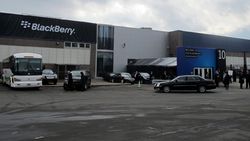 Kelahiran Dua Handset Jagoan BlackBerry 10