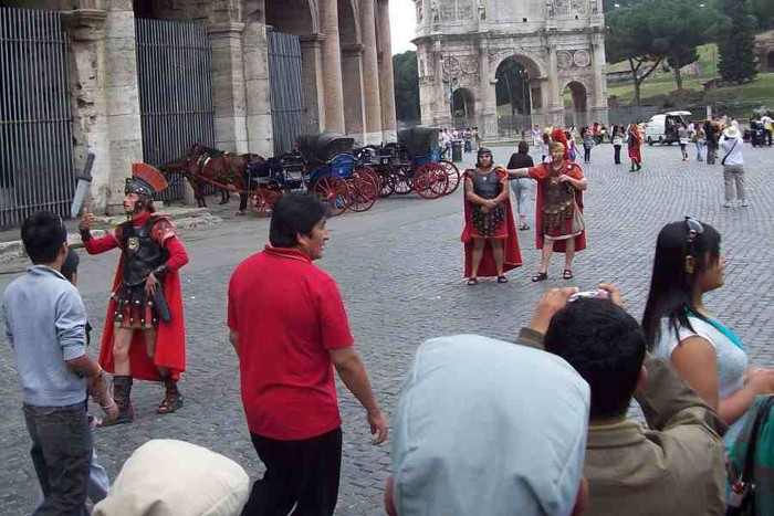 Kisah Para Traveler Ditipu di Luar Negeri