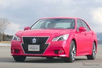 Mobil Warna Pink Suatu Saat Kuasai Jalanan