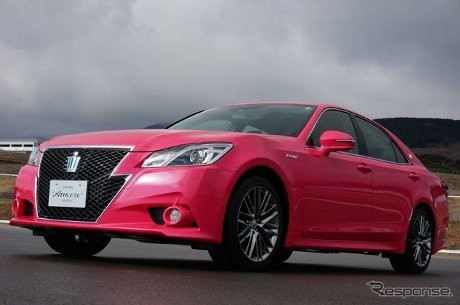 Mobil Warna Pink Suatu Saat Kuasai Jalanan