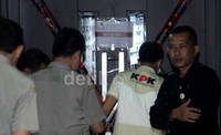 KPK menggeledah empat tempat terkait perkara suap kuota daging impor. Salah satunya di kantor Direktorat Jenderal Peternakan dan Kesehatan Hewan pada Kementerian Pertanian (Kemtan) di Ragunan, Jakarta Selatan.