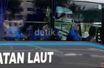 Aksi Panjat SUTET Jadi Tontonan