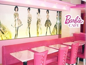 Kafe Khusus Buat Penggemar Boneka Barbie Dibuka di Taipei