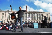 Bruce Springsteen juga masuk ke dalam nominasi lewat album 'Wrecking Ball'. Chip Somodevilla/Getty Images.