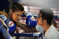 Iya khusus ATP (Air Terjun Pengantin) ini saya belajar khusus Muay Thai selama tiga bulan, ujar Tamara kala itu. (Maxima Pictures)