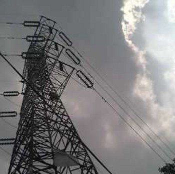 Ini Tuntutan-tuntutan Agustinus Saat Nangkring di Atas Tower Senayan