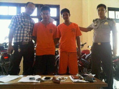 Spesialis Pembobol Rumah Mewah & Pencuri Motor Dibekuk Polisi di Batam
