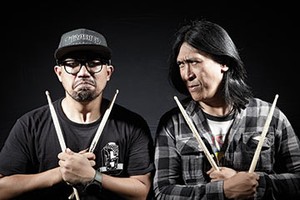 Crossover: Edy Khemod & Richard Mutter