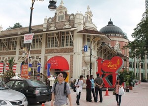Keliling Kuala Lumpur, Mampir Dulu ke KL City Gallery Lah!