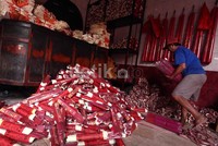 Alat-alat sembahyang juga telah disiapkan.