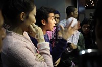 Dia bolak-balik minta di doain, kita sama-sama saling doain, ujar Ayu.