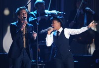 'We Are Young' dari Fun. featuring Janelle Monae sukses menempati chart tertinggi di berbagai negara, bukan hal yang mustahil Fun. bisa membawa pulang penghargaan ini. Kevin Winter/Getty Images.