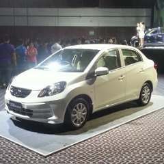 Brio sedan (Istimewa) Brio sedan (Istimewa)